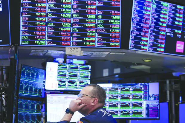 US shutdown in focus with stocks near records